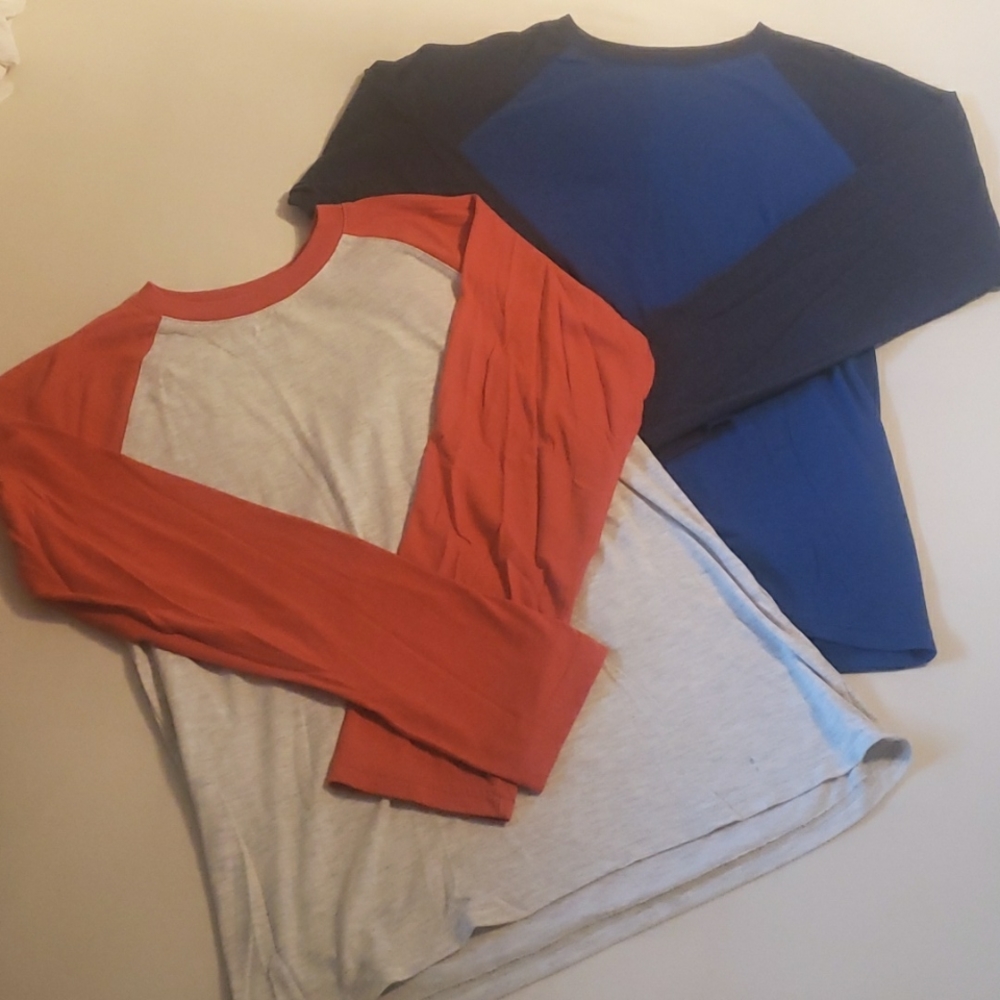 Urban Pipeline Ultimate Long Sleeve Tee's -Lot of 2